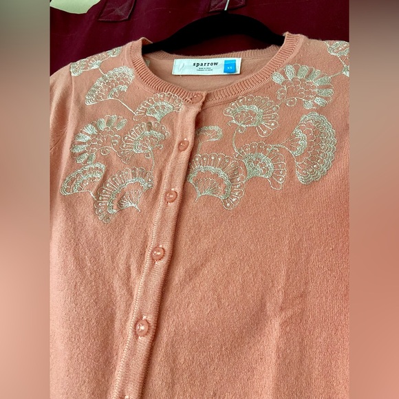 Cardigan - Picture 2 of 3